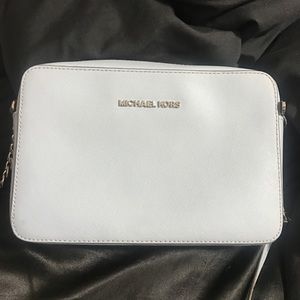 Michaels kors crossbody