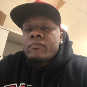 Meet your Posher, Troy