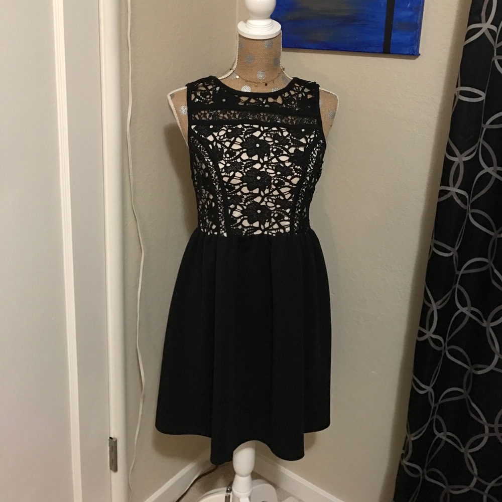 Black Flower Lace Dress