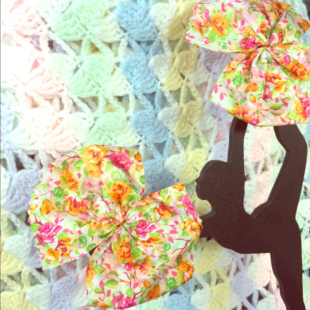 Spring 🌸 Bow Clips