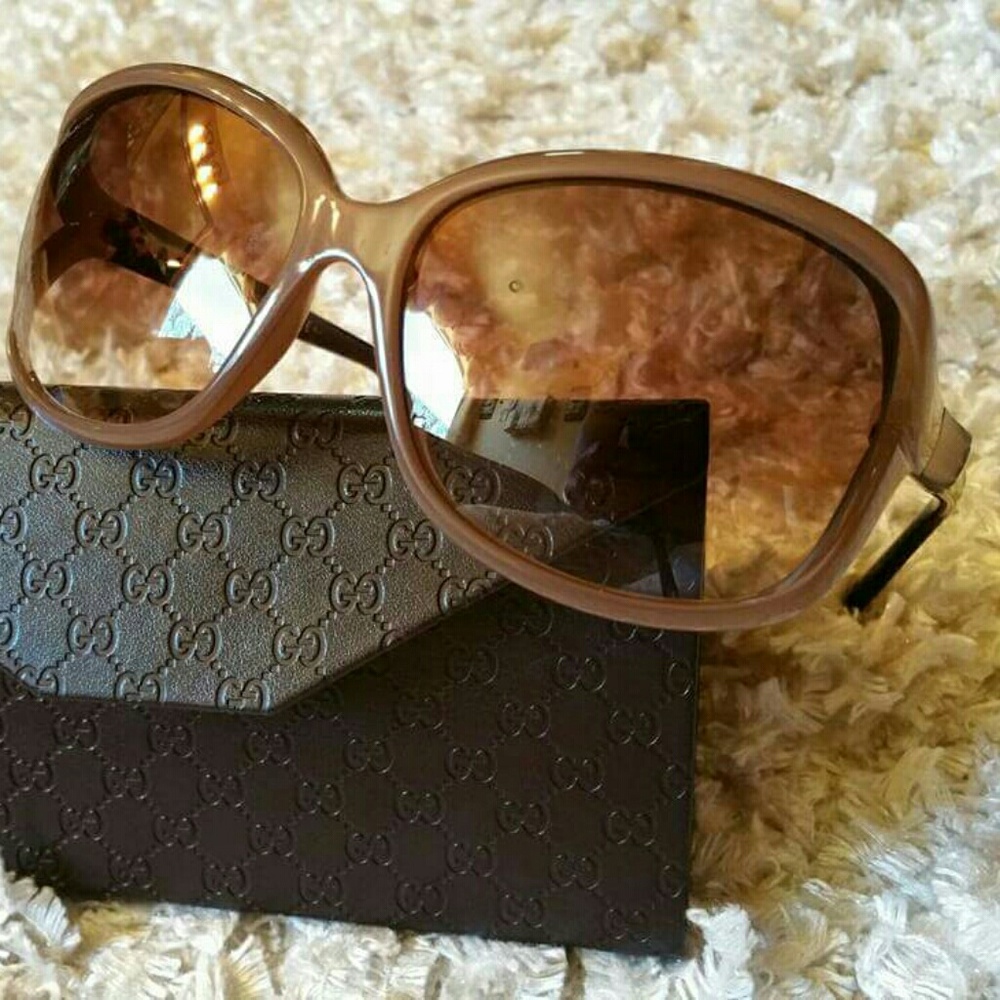 Authentic GUCCI SUNGLASSES new!