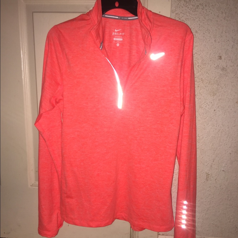 Nike Long Sleeve Sweatshirt