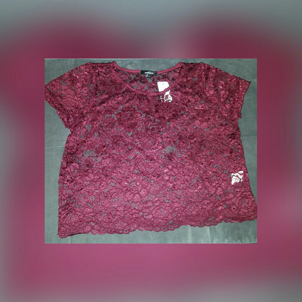 crop lace top