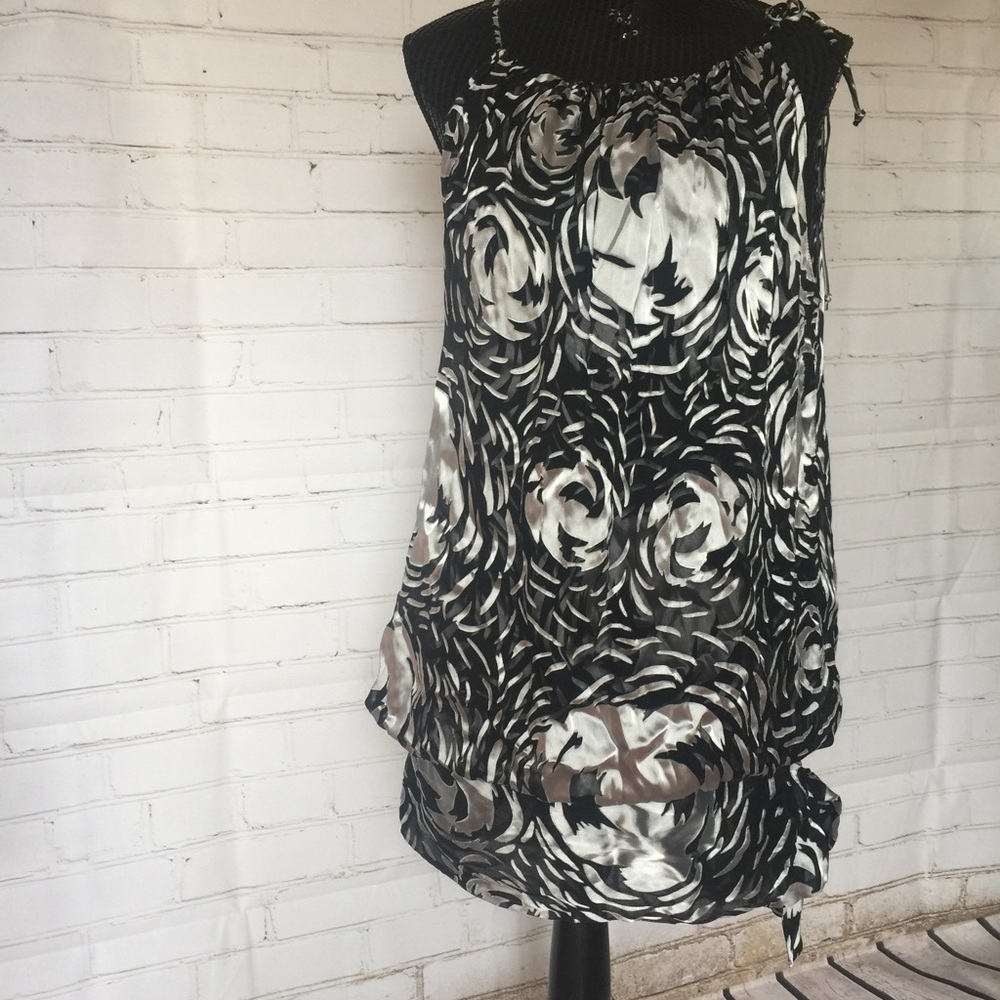 Black silver bcbg Maxazria mini xs