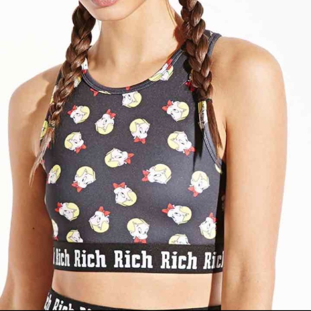 Real pretty Richie rich crop top 👌🏽👌🏽