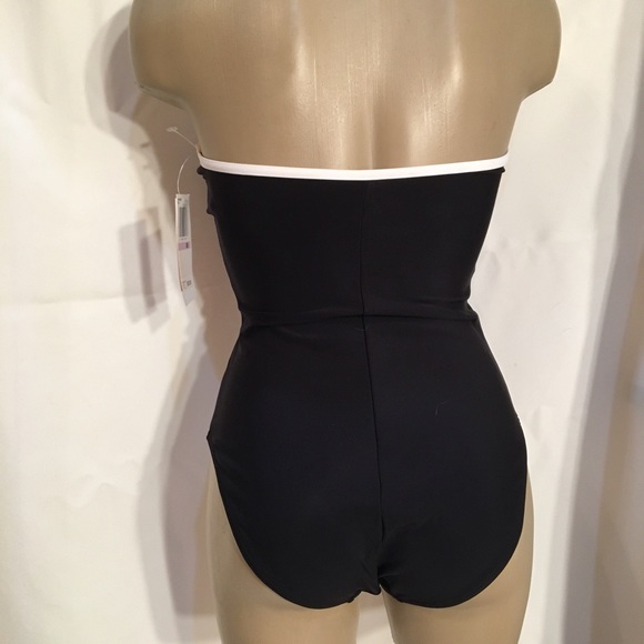 SOLD. Calvin Klein 1 Piece Halter Swimsuit 6 New - Picture 3 of 6