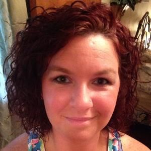 Meet your Posher, Suzanne