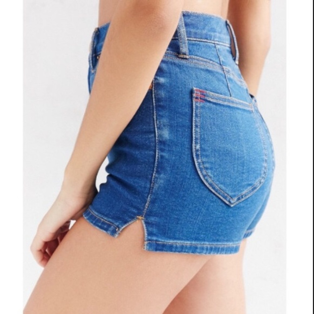 BDG Super High Waisted Seam shorts - UO