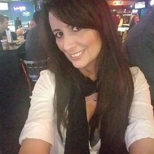 Meet your Posher, Annette