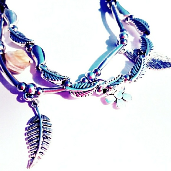 Floral boho bracelet - Picture 3 of 6