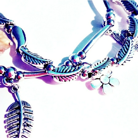 Floral boho bracelet - Picture 4 of 6