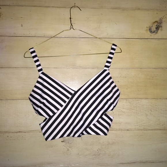 Nasty Gal - Lovely Day Wrap Cross Over Bustier top - Picture 1 of 2