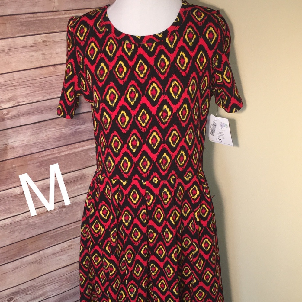 LuLaRoe Amelia Dress. NWT size M