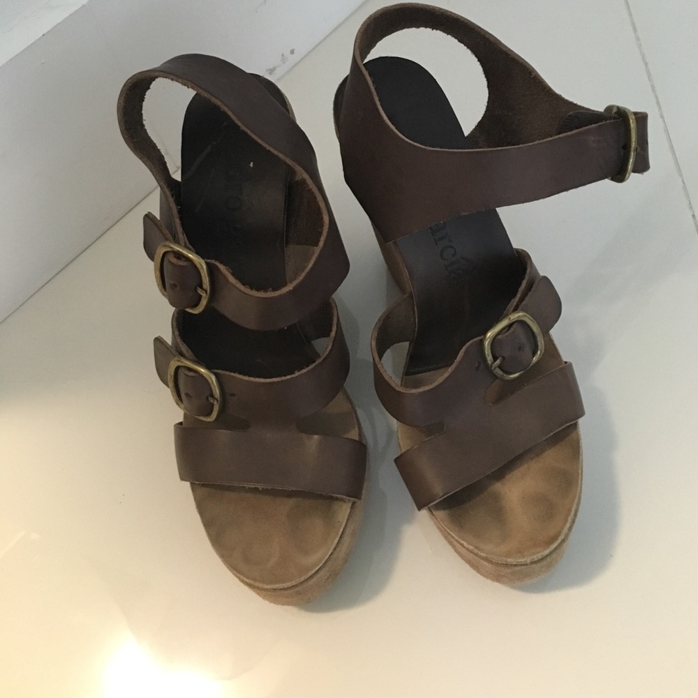 pedro garcia leather wedge
