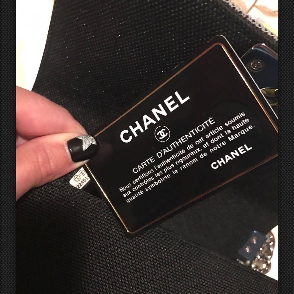 🖤✨CHANEL Black/Neon Mesh/Resin Small Le Boy✨🖤 - Picture 7 of 8