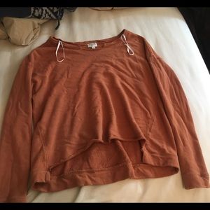 Sweatshirt