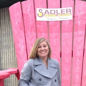 Meet your Posher, Leanne