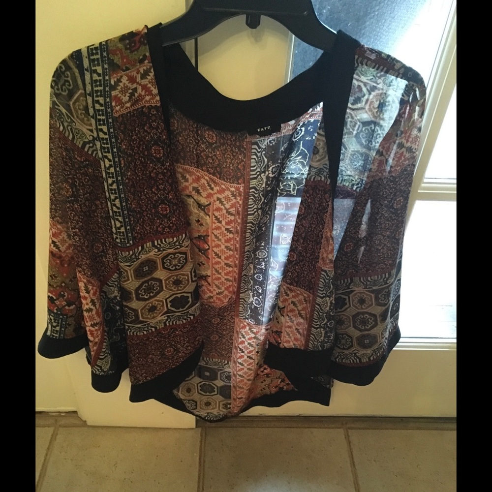 Fate patterned kimono