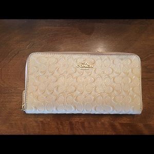 Authentic Coach Wallet