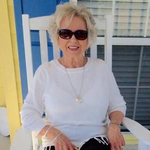 Meet your Posher, Juanita