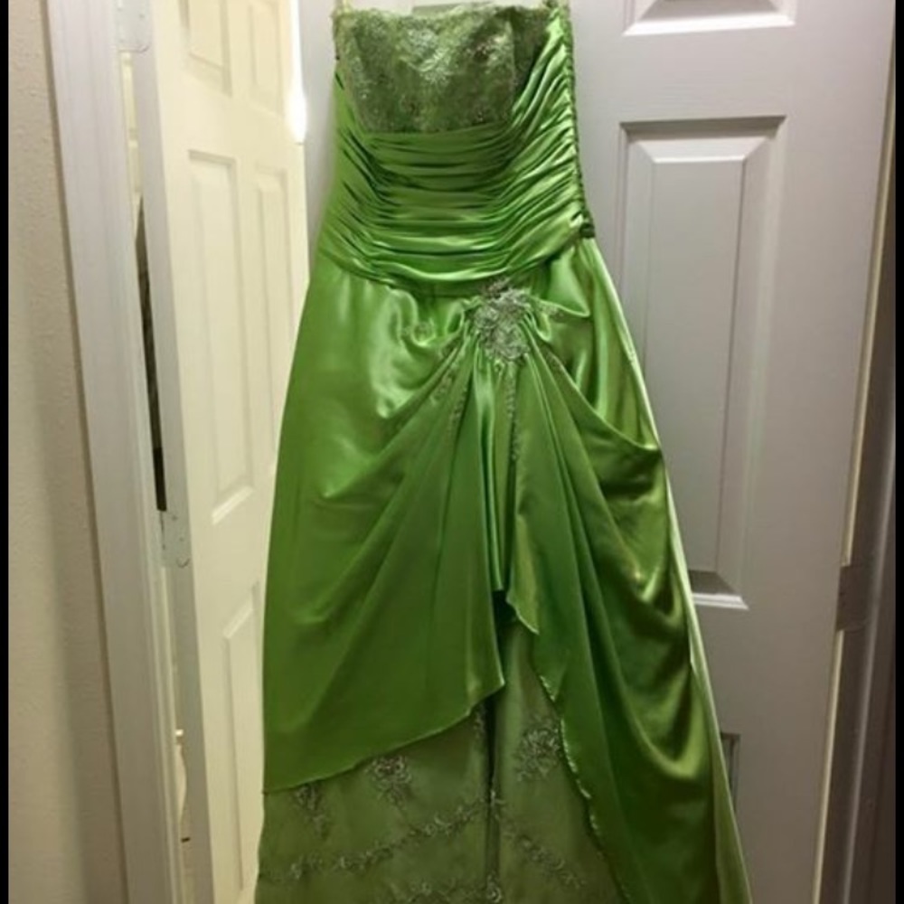 Prom dress