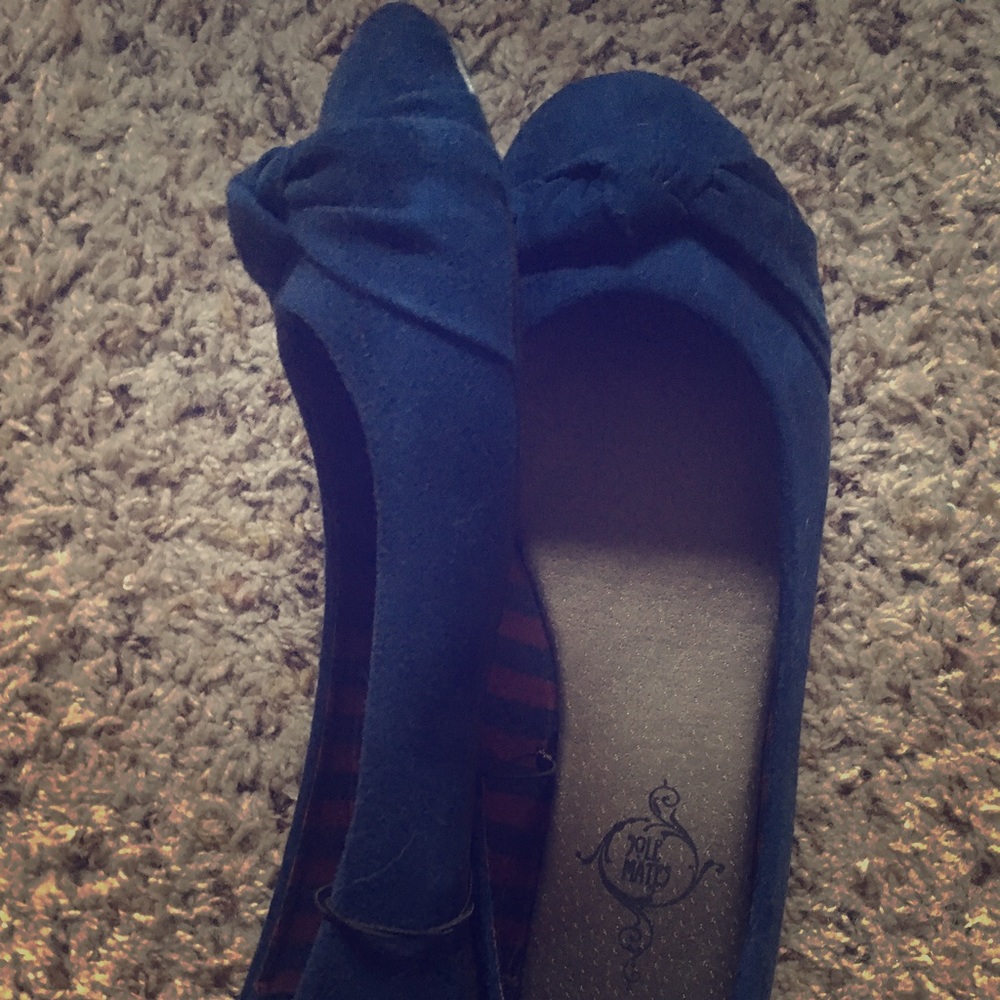 *NWT*!!!  Navy Flats