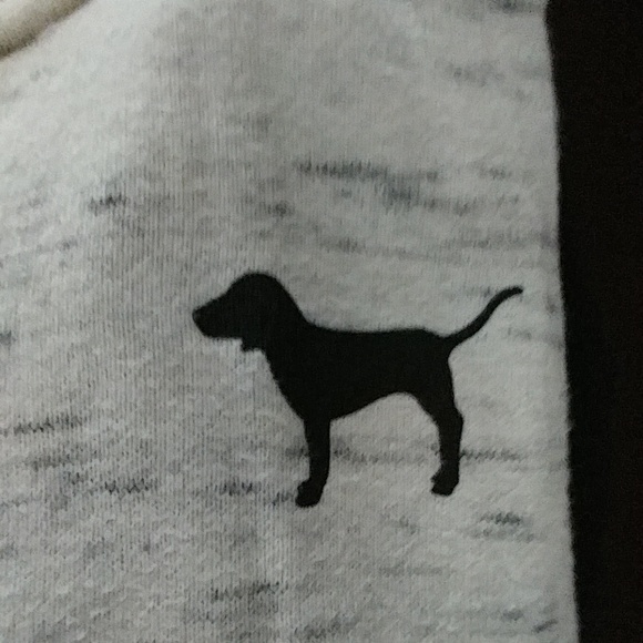 SOLD!! VS PINK QUARTER ZIP IN NEW CONDITION! - Picture 6 of 6