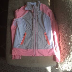 Lululemon beach runner