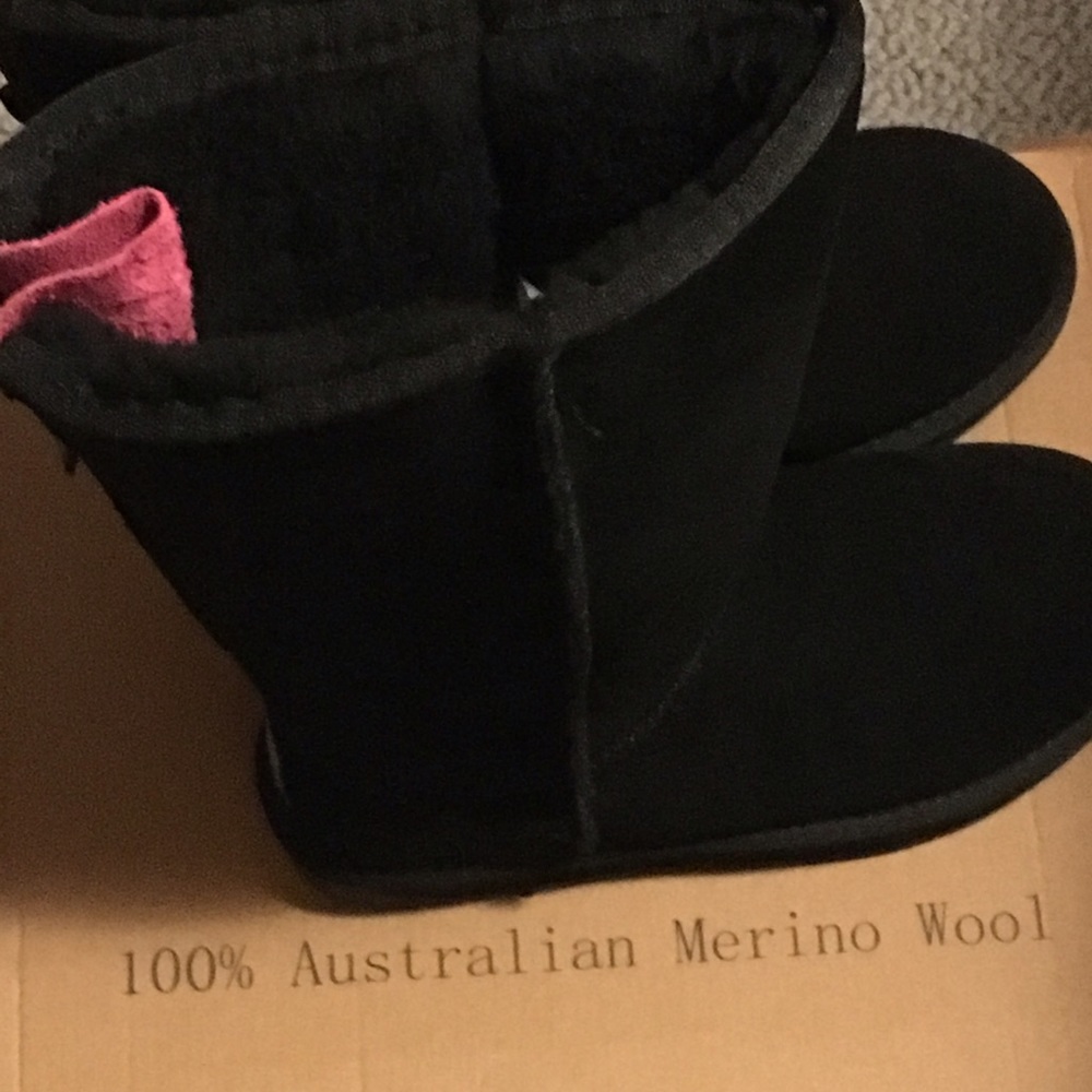 BOO ROO AUTHENTIC🌸🌸🌸🌼🌹🌹🌈🌈 AUSTRALIAN BOOTS🔴 BOOTSALE