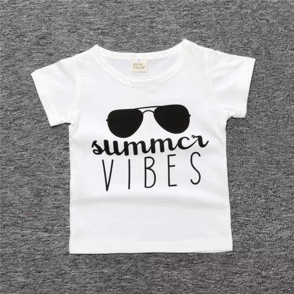 1 Left 😎 Summer Vibes Tee - Picture 2 of 2