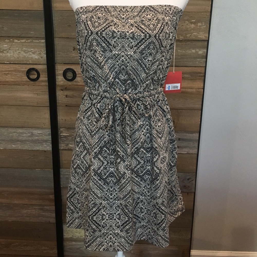 Strapless dress