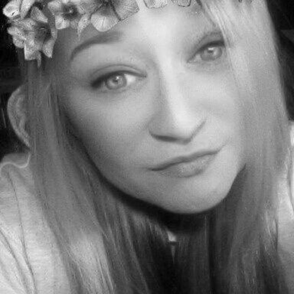 Meet your Posher, Laurne