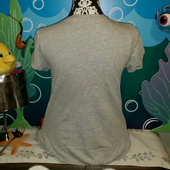 Disney Mickey and Minnie LOVE shirt w/ pockets - Picture 3 of 4