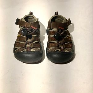 Keen Toddler Sandals Size 8 Brown