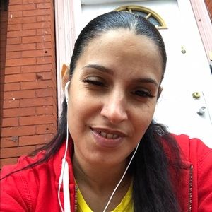 Meet your Posher, Juana