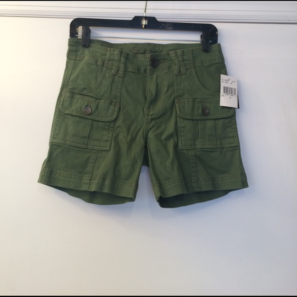 Kut from the Kloth olive shorts size 0