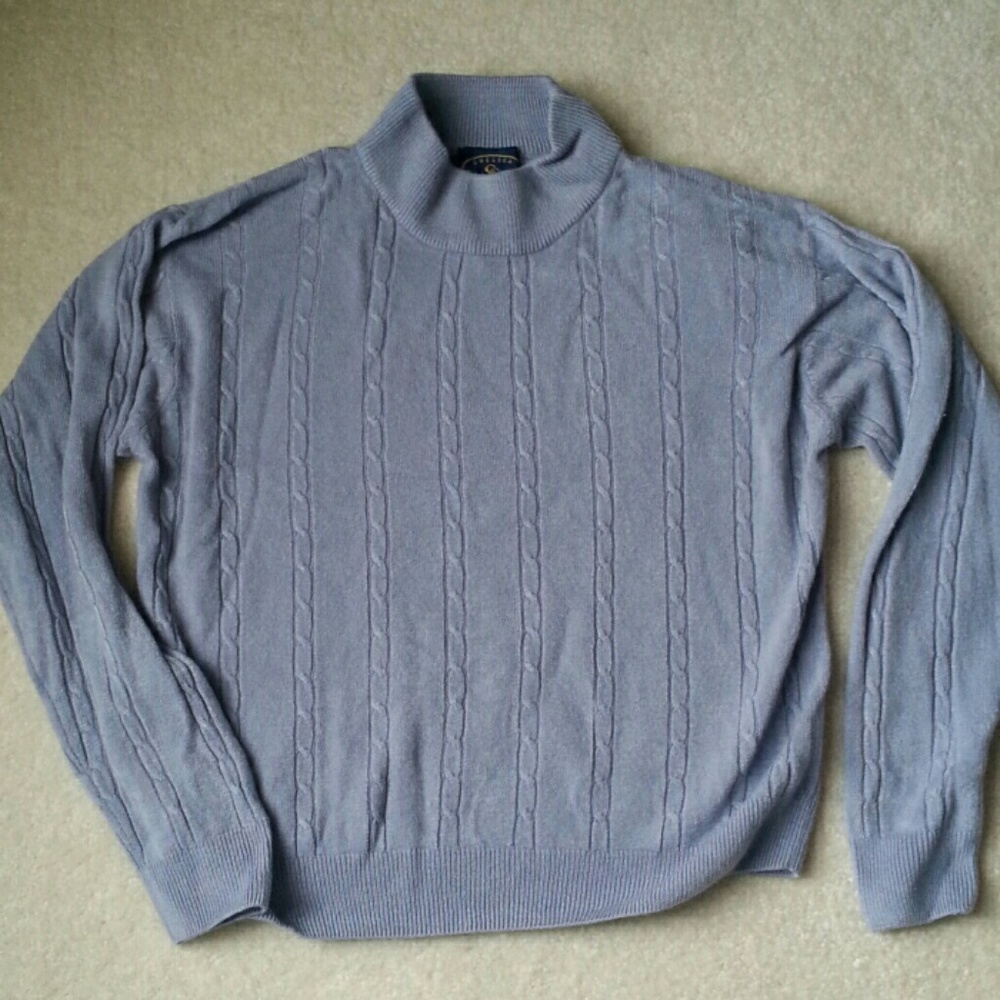 Lavender cable knit cropped sweater