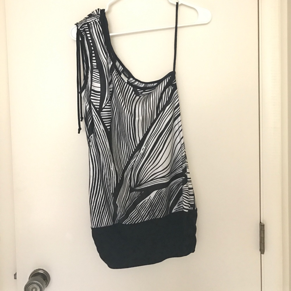Satin like black/white one shoulder blouse.