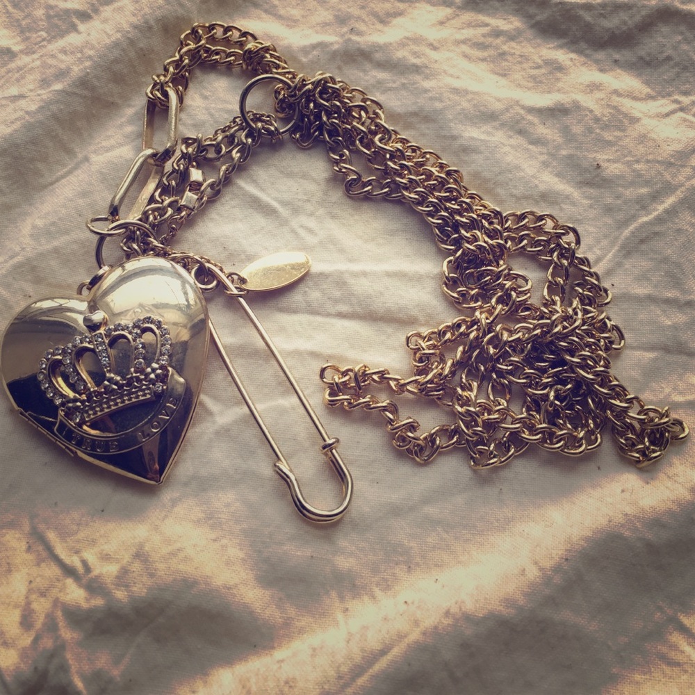 Necklace w/ photo locket heart pendant &safety pin