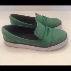 Nike shoes, pre owned but excellent condition