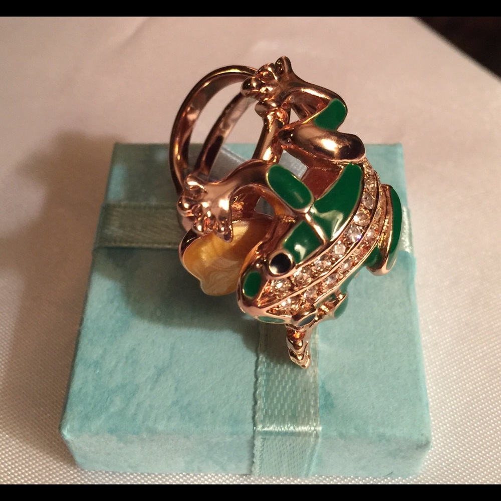 Fabulous Froggy Ring