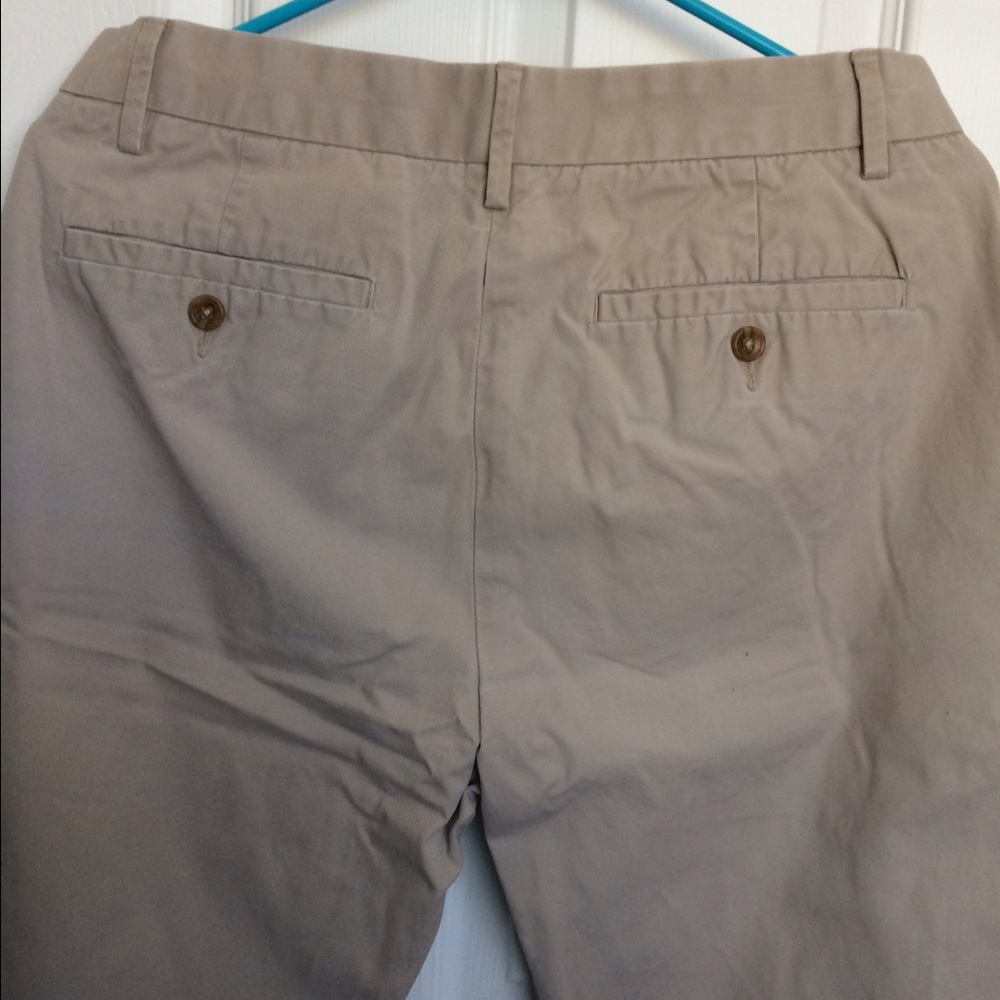 Set of 2 Gap men pants! 1 size 31-30. 1 size 30-30