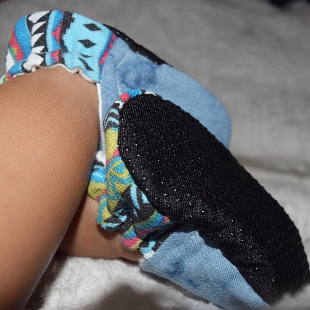 Baby shoes and bibs
