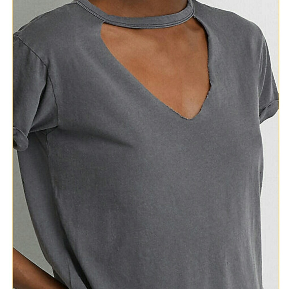 American Eagle choker cutout tee