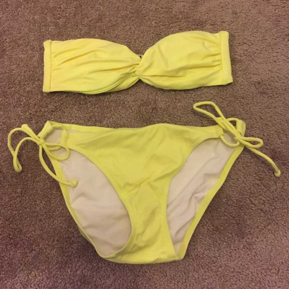 Victoria's Secret bikini