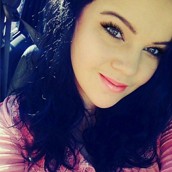 Meet your Posher, Maddy - Picture 1 of 1