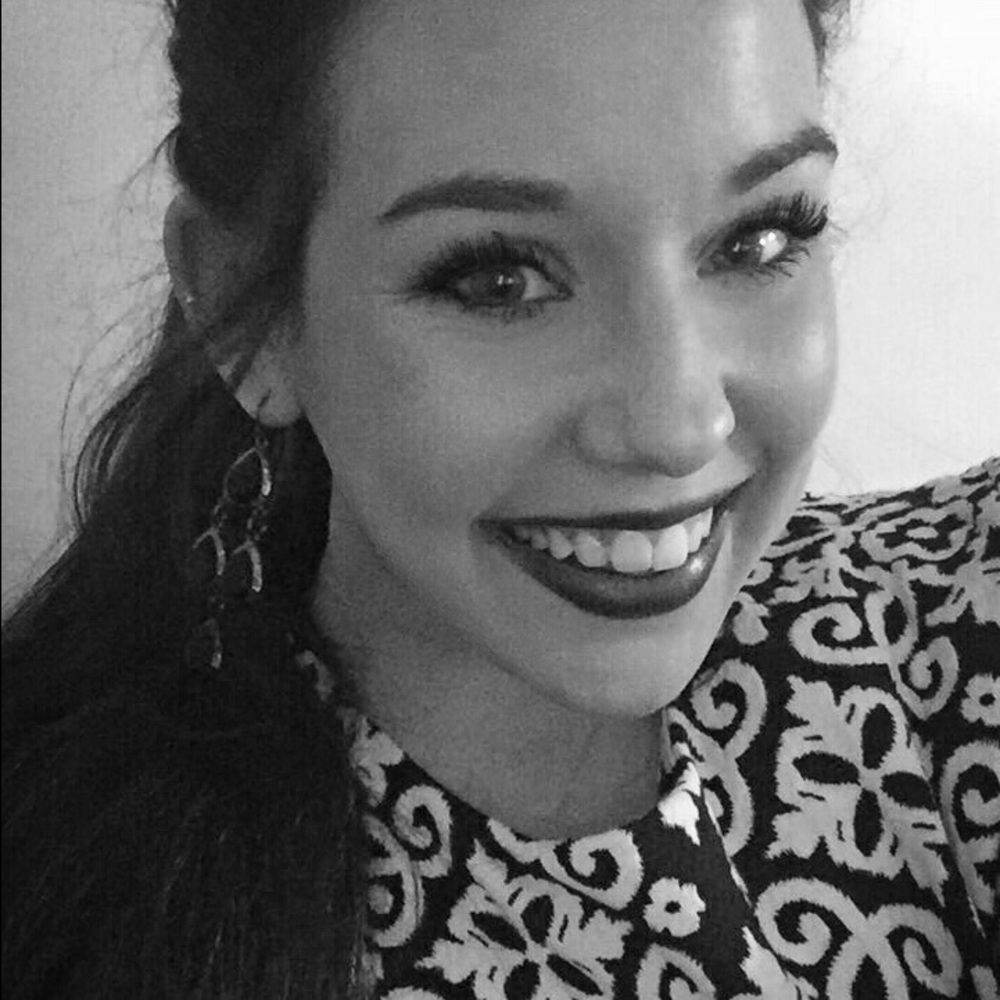 Meet your Posher, Caroline