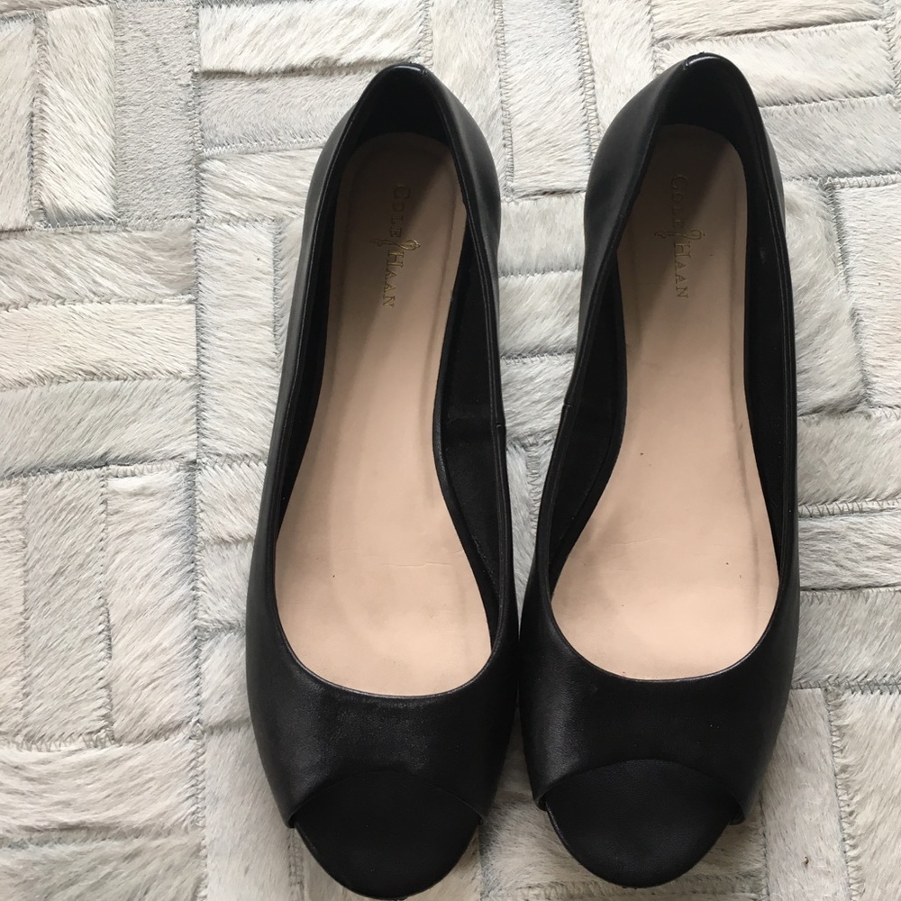 Cole Haan open toe black flats 8.5