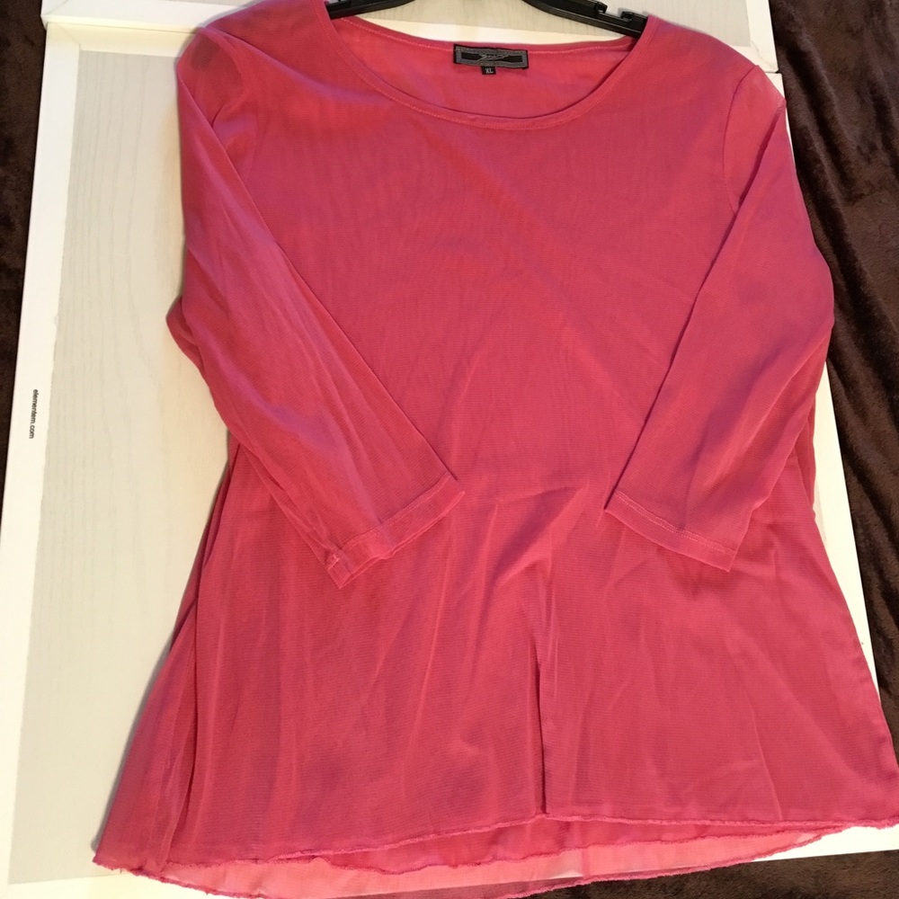 Comfortable 3/4 sleeve pink top