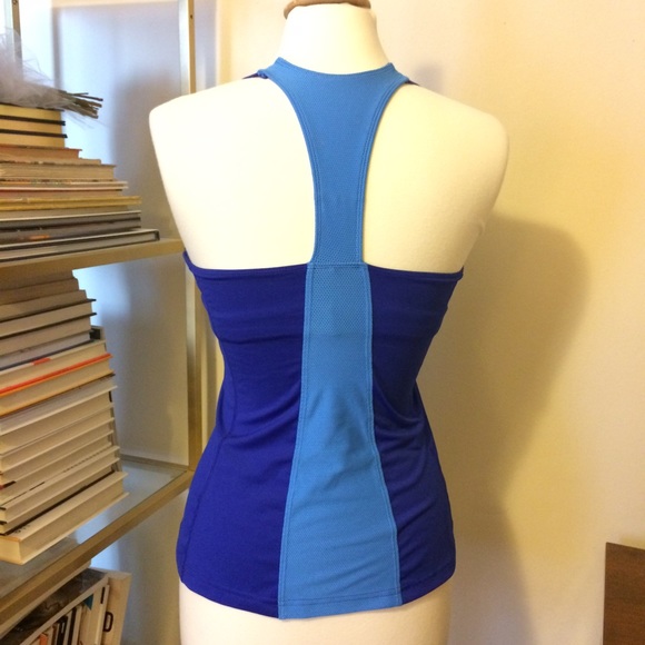 Nike | Sports Tank - Picture 2 of 3